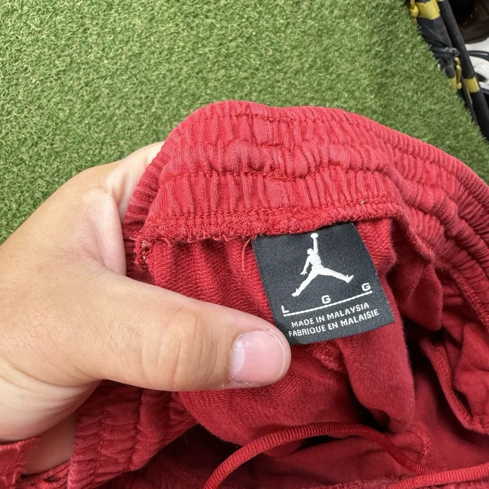 Nike JORDAN Shorts Mens Large Jumpman Logo Fleece Sweat Basketball Red Y2K